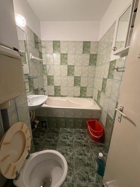 Dristor, chiar la metrou, bloc reabilitat, mobilata